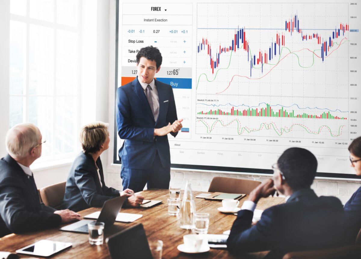 Determine Your Need for an Advisor